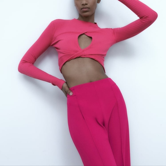 ZARA CUT OUT TOP - Picture 5 of 8